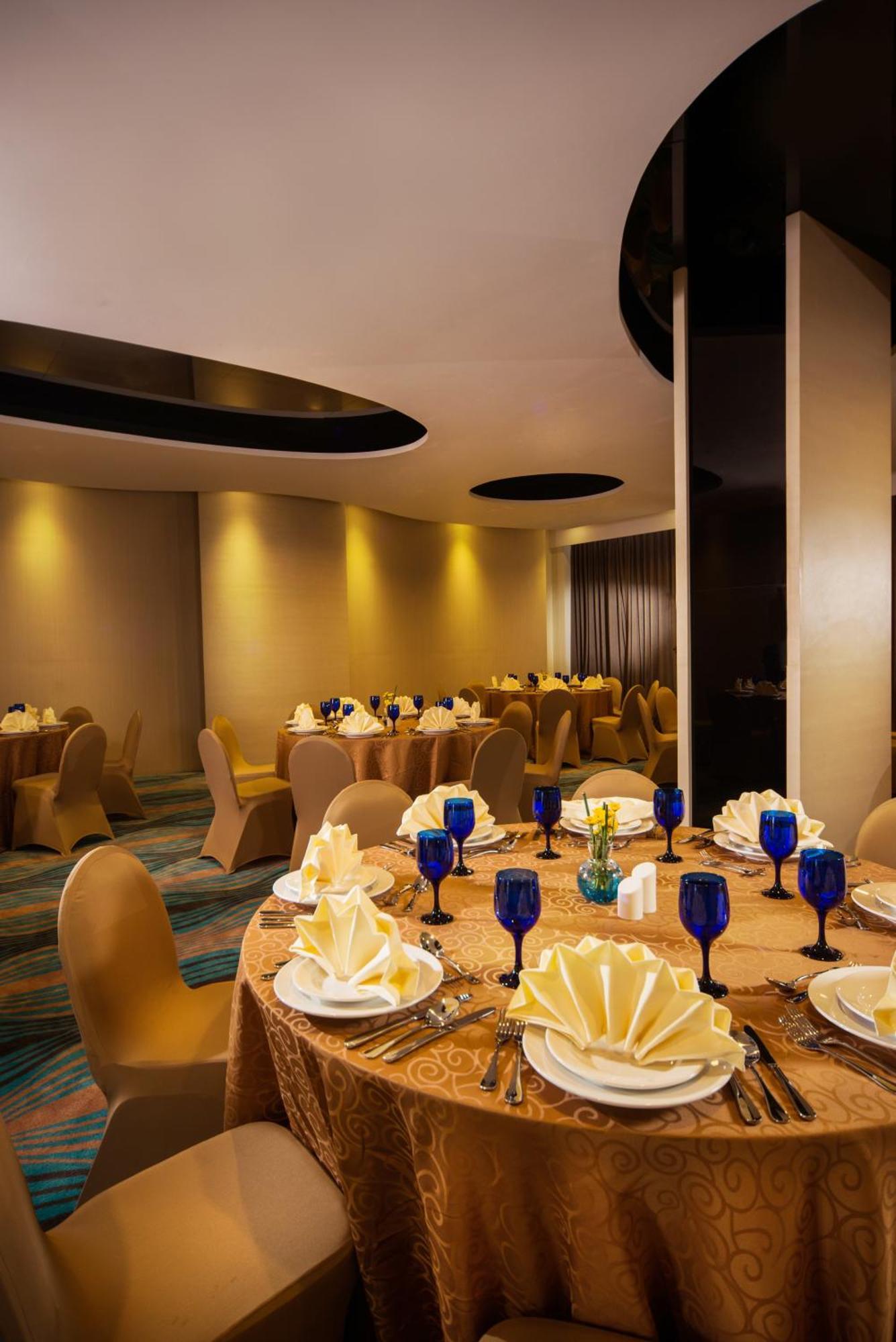 Blue Sky Hotel Petamburan Jakarta Exterior foto