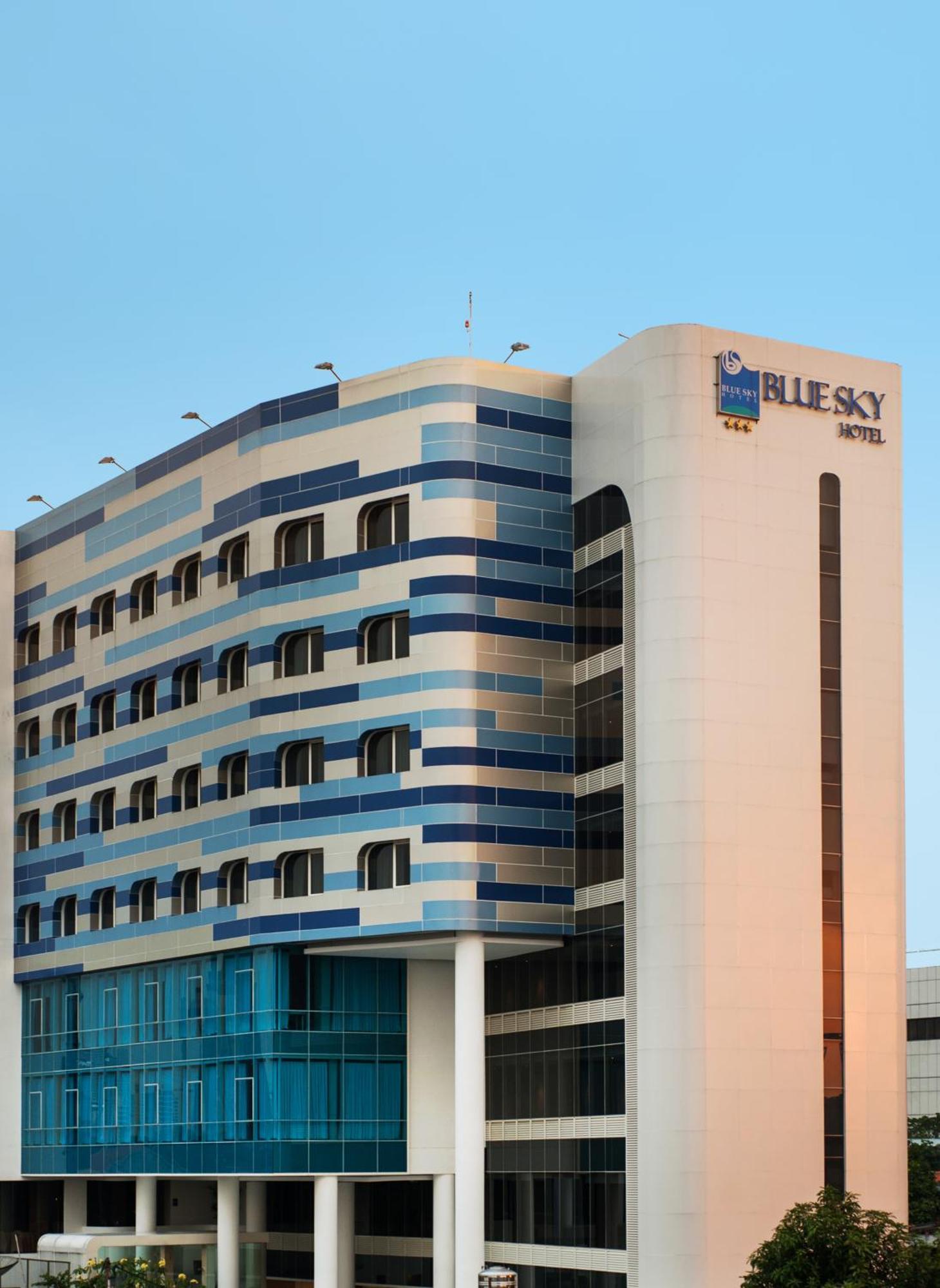 Blue Sky Hotel Petamburan Jakarta Exterior foto